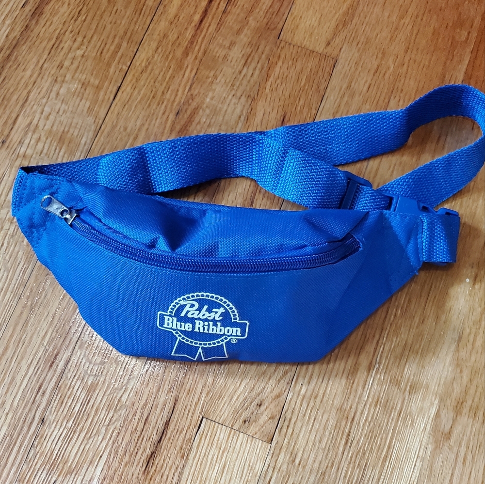 EUC Pabst Blue Ribbon mini fanny pack